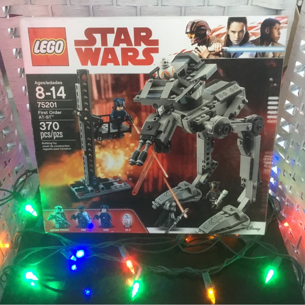 Lego Star Wars 1st Order AT ST 75201 New with slight creases on box - Picture 3 of 16